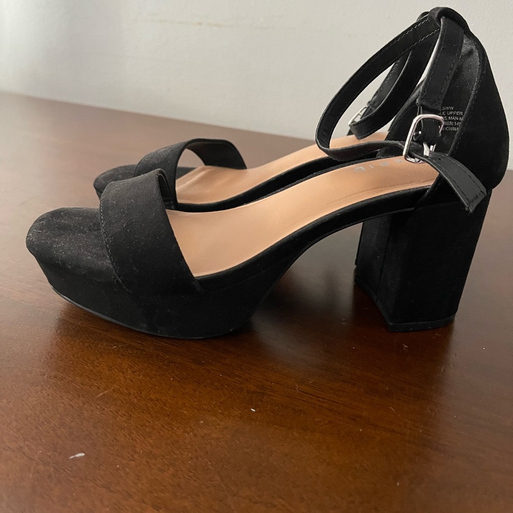 Torrid Black Suede Platform Block Heel - Women's 7.5W